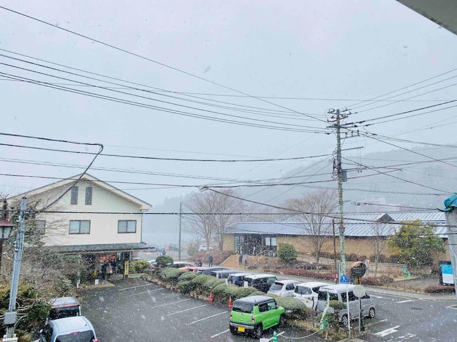 和 Modan a Oabya 箱根 神社 参拝 や 駅伝 観戦 箱根 観光 に 最適 a 芦ノ湖 Torii が Miea 海賊 船 Combini 徒歩 圏 201 Exterior foto