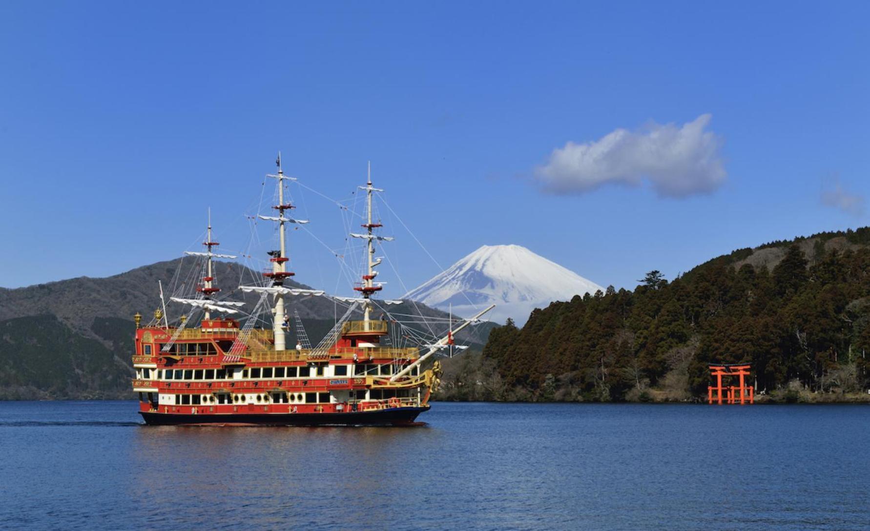 和 Modan a Oabya 箱根 神社 参拝 や 駅伝 観戦 箱根 観光 に 最適 a 芦ノ湖 Torii が Miea 海賊 船 Combini 徒歩 圏 201 Exterior foto